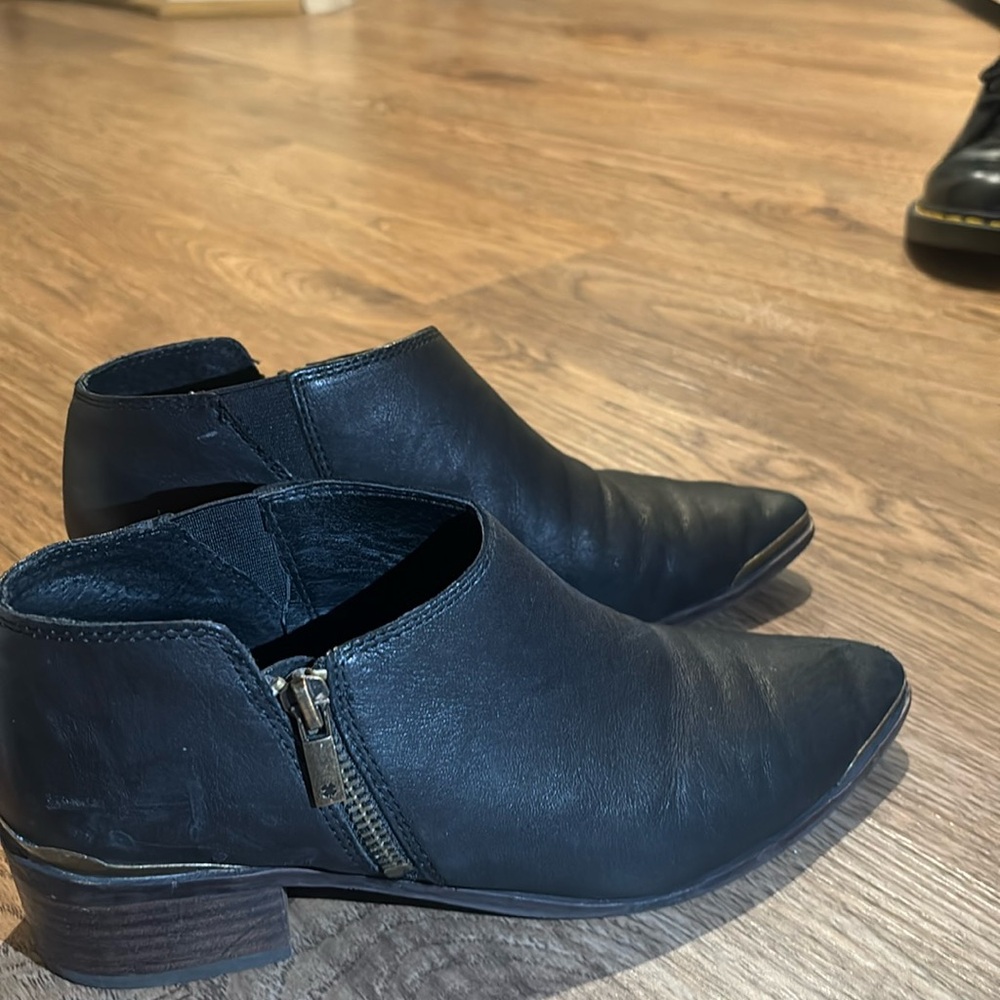 Women’s ankle boots